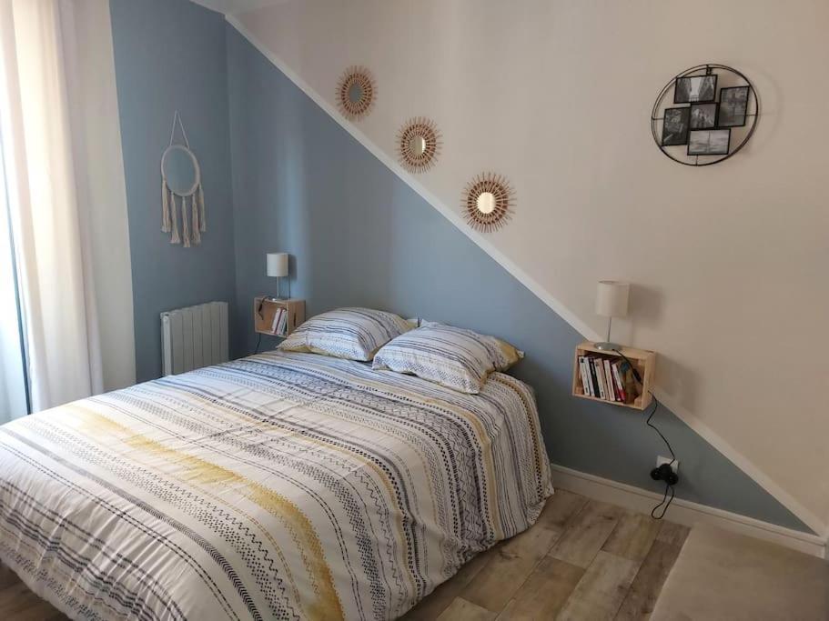 Appart Hyper Centre- Parking Apartment Vierzon Bagian luar foto