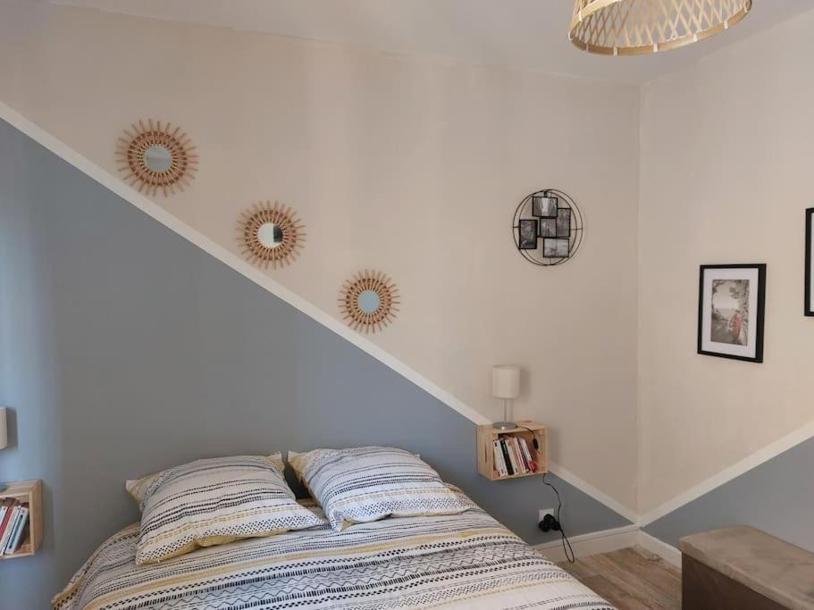 Appart Hyper Centre- Parking Apartment Vierzon Bagian luar foto